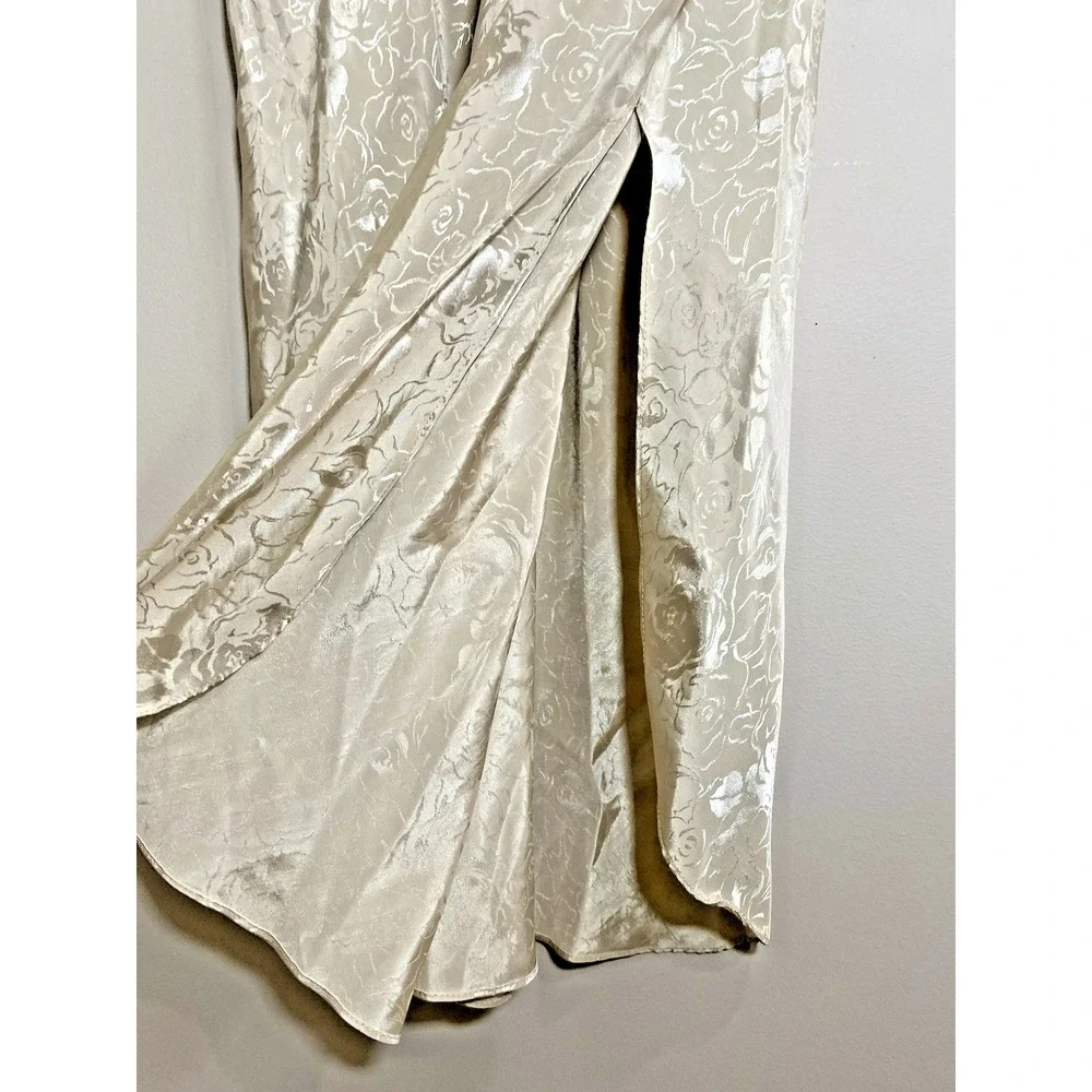 California Dynasty expressions Lingerie Chemise Slip Gown LARGE‎ Nude Floral